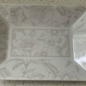 Tiffany & Co. Clinique Porcelain Jewelry Tray